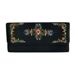 Black Stitched Floral Clutch Purse
